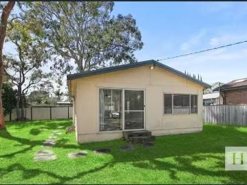 Tuggerah Lake, Jilliby, Wyong Region, Snapper Island