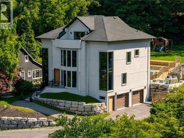 237B Main Street W, Grimsby, ON, L3M 1S1 house for sale | Listing ID 40870 | Royal LePage
