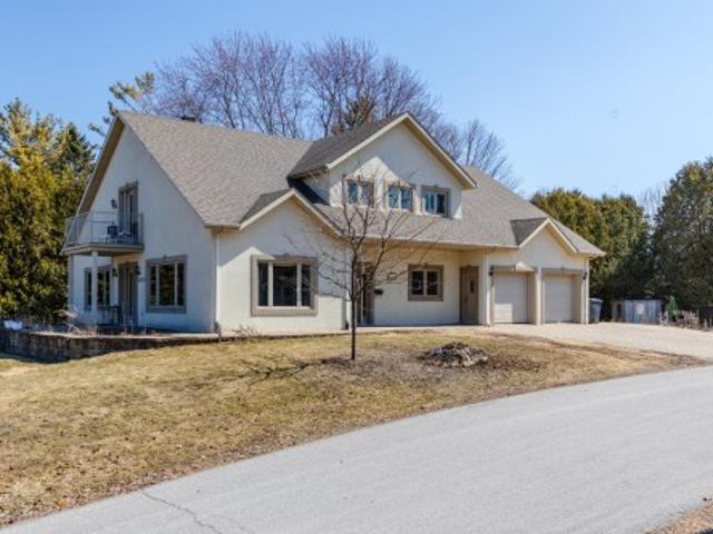 2384 Ch. Du Bord Du Lac, Montréal L'Île Bizard/Sainte Geneviève, QC, H9C 1B1 house for sale | Listing ID 23128 | Royal LePage