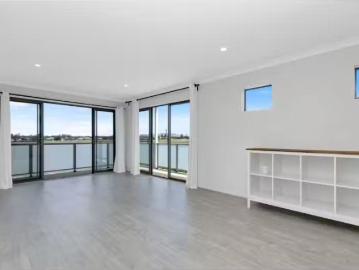 Harrison, Yass Valley, Victoria - Balcony