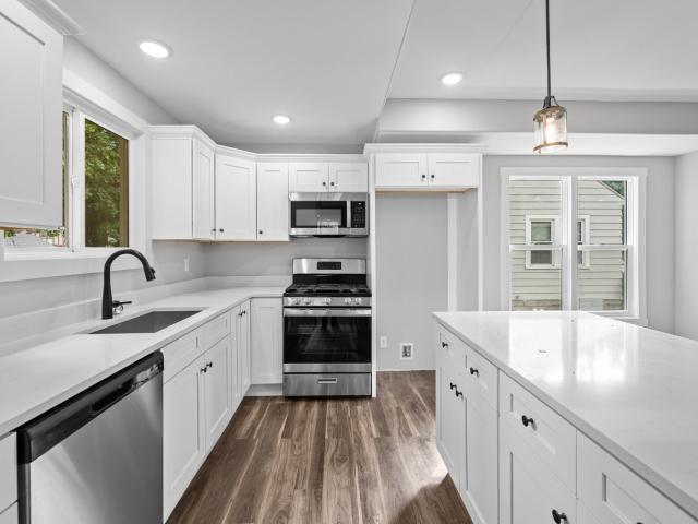 2384 28th Street