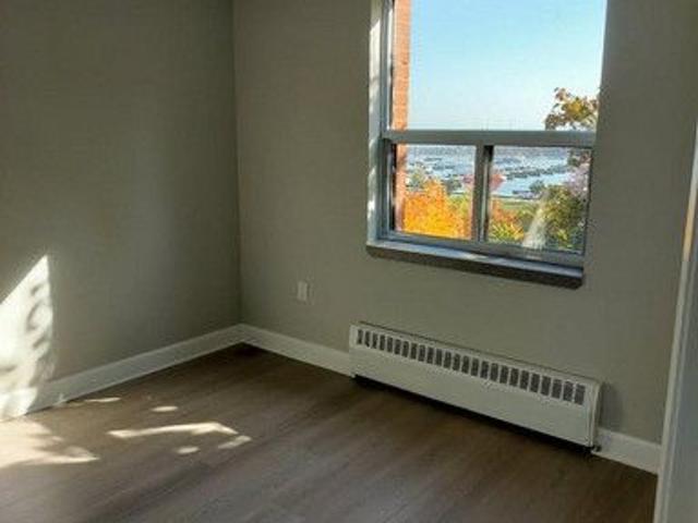 2385 Ontario St 2 Bedroom
