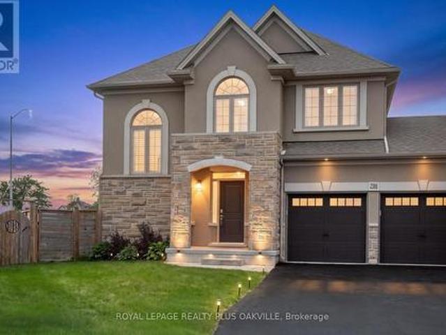 2386 Natasha Circle, Oakville, ON, L6M 1P2 house for sale | Listing ID W13793 | Royal LePage