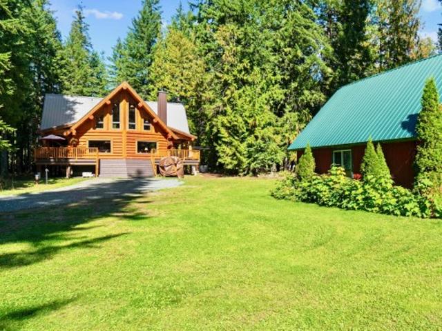 2380 Wm Brown Road, Magna Bay, BC, V0E 1M7 Luxury House for sale | Listing ID 10401 | Royal LePage Carriage Trade Luxury Properties