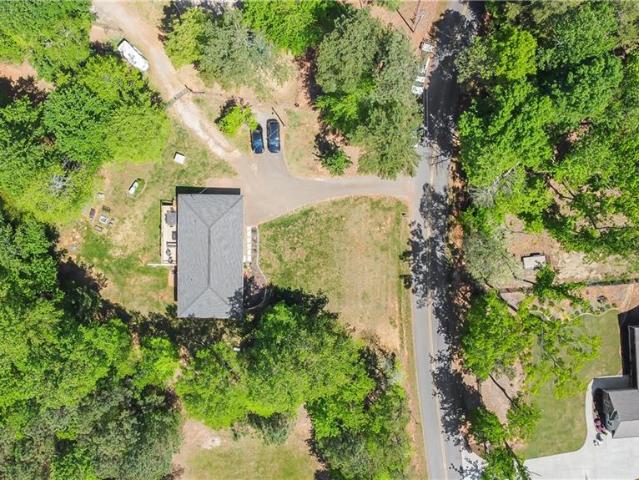 2383 Sperin Road