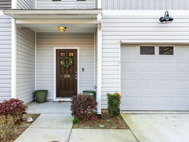 238 Buchanan Circle
