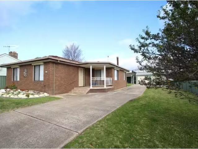 238 Byng Street, ORANGE House for rent Listed by Property Man.