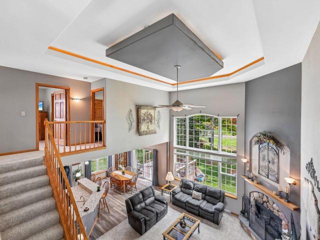 238 E Redding Cir