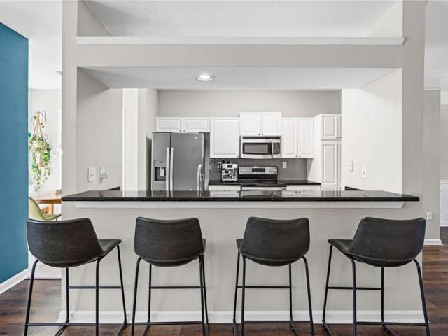 238 Edinburgh Ct, Alpharetta, GA 30004 | MLS #7749