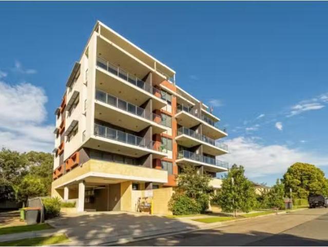 23/8 John Tipping Grove, Penrith Apartment for rent Listed by.