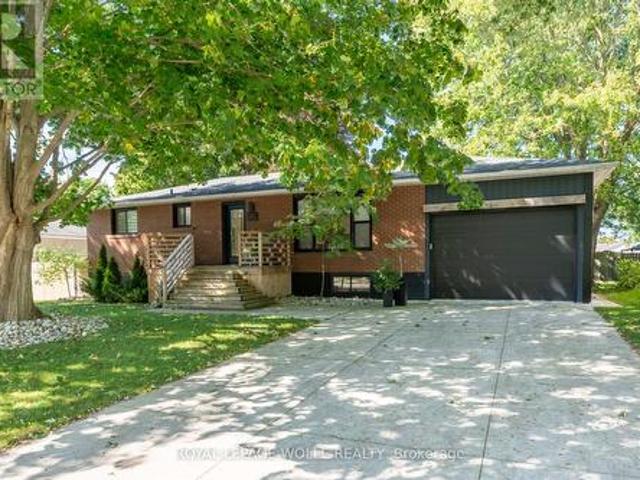 238 Morenz Drive, West Perth, ON, N0K 1N0 house for sale | Listing ID X13834 | Royal LePage