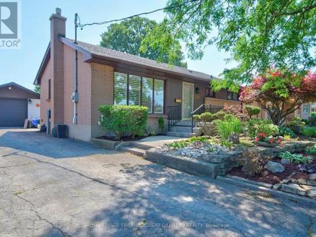 238 Starlight Avenue, London East H, ON, N5W 4X9 house for sale | Listing ID X13592 | Royal LePage