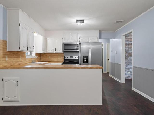 238 Royal Drive