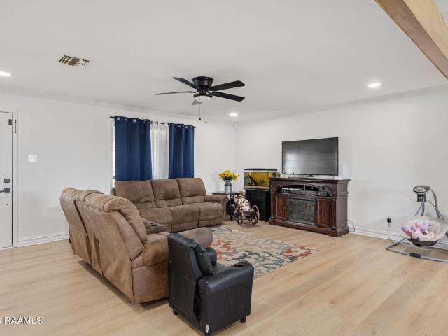 2398 Doyle Melancon Rd, Breaux Bridge, LA 70517 | MLS #RA2600001