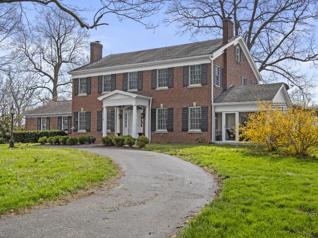 2399 Prewitt Pike