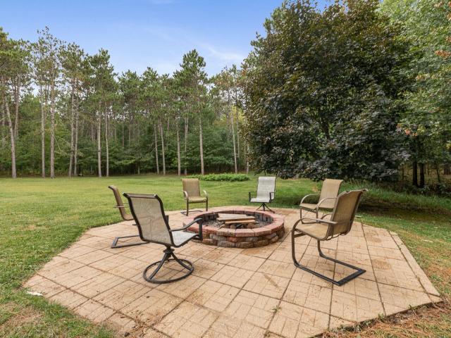23902 Pineview Road