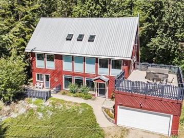 2390 Mcleod Avenue, Rossland, BC, V0G 1Y0 house for sale | Listing ID 10392 | Royal LePage