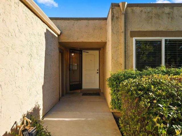 2390 Avenida De Guadalupe