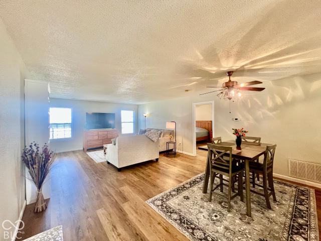 2390 Lakecrest Drive