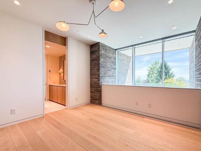 2390 Westhill Drive, West Vancouver