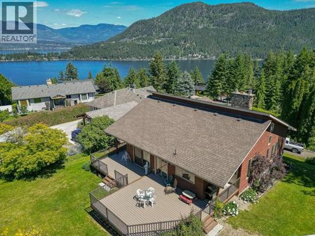 2392 Mt Tuam Crescent, Blind Bay, BC, V0E 2W2 house for sale | Listing ID 10388 | Royal LePage