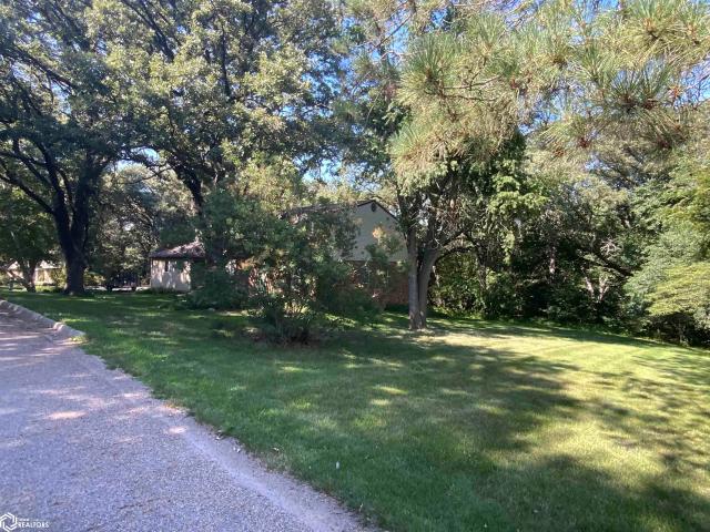 2392 Oak Brook Drive