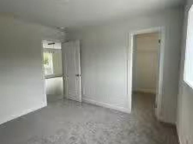 2392 Boswell St 1 2392 Boswell St #1