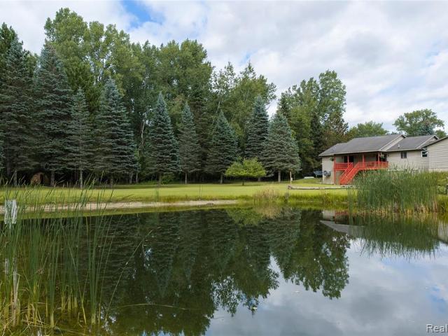 2392 Davis Road