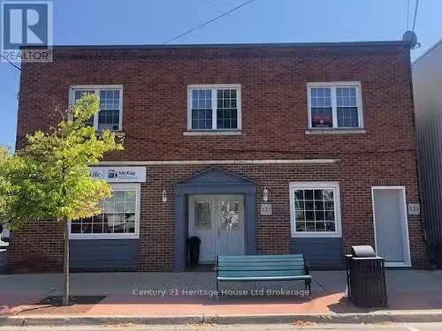 239 237 Main St. Of Delhi Street, Norfolk Delhi, ON, N4B 2M4.