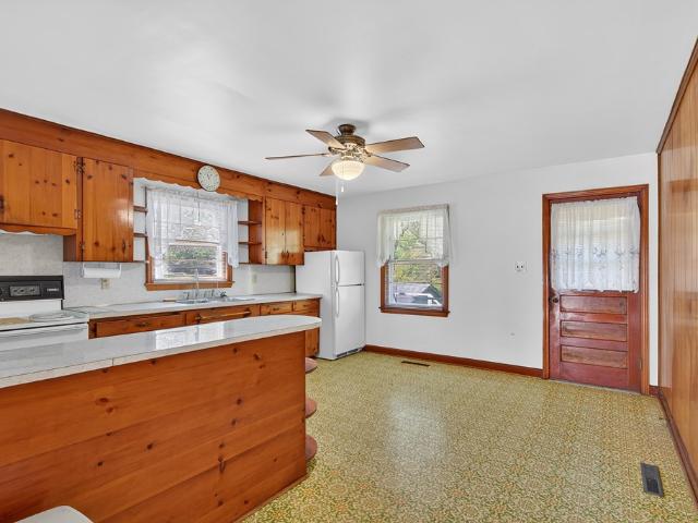 239 Currin Valley