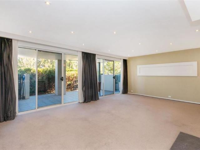 2/39 Manuka Circle, Griffith