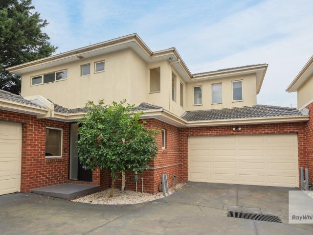 2/39 Mckean Street, Box Hill North, VIC 3129 Townhouse for Rent Ray White Burwood & Blackburn Group