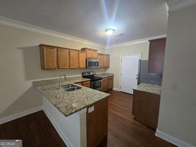 239 Ruth Street 1