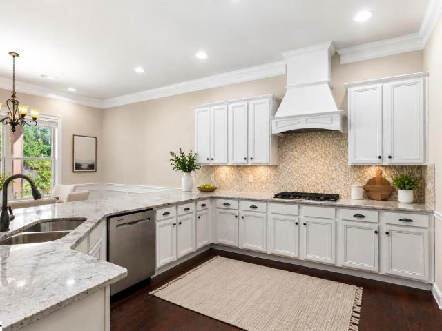 239 Tuxedo Lane