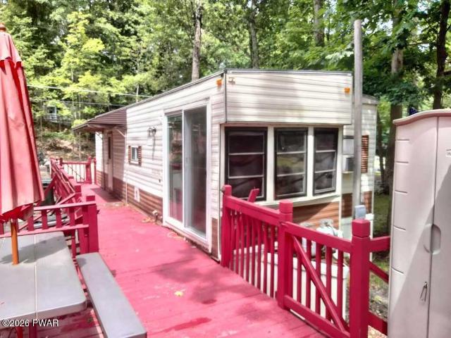 238 Village Drive W