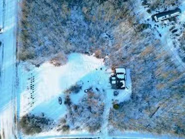 27 54222 Rge Road 25, Rural Lac Ste. Anne County, AB, T0E 0A1.