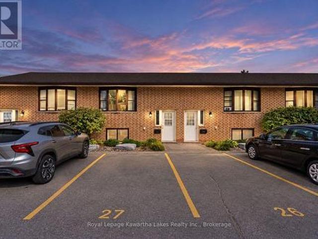 27 115 Mary Street W, Kawartha Lakes Lindsay, ON, K9V 2N7 townhouse for sale | Listing ID X13818 | Royal LePage