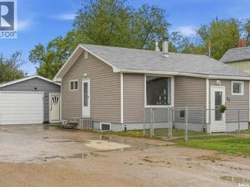 27 2Nd Avenue, Clavet, SK, S0K 0Y0 house for sale | Listing ID SK039245 | Royal LePage