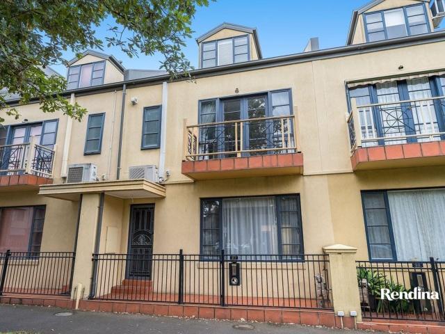 27 the Crescent, Kensington