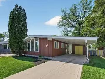 27 Triton Bay, Winnipeg, MB, R2M 2E8 house for sale Listing.
