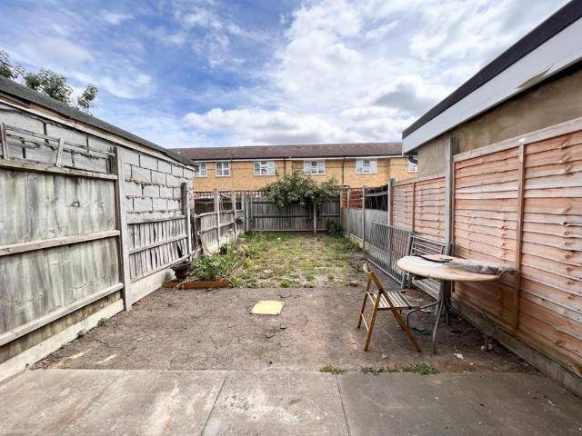 27 Watts Street, London, SE15 5GP, United Kingdom | 2 bed townhouse for rent #139332953 | Rentberry