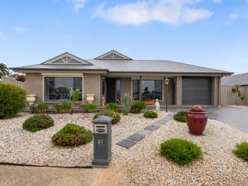 Murray Bridge, South Australia - Terrace