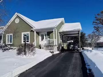 House for sale in Colchester - Fireplace
