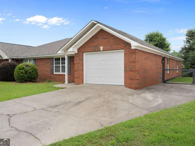 27 Westbury Drive NW