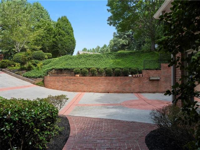 27 Wing Mill Drive