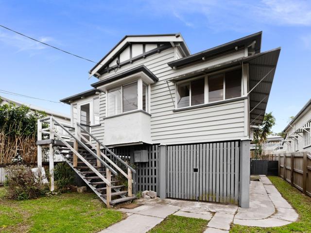 27 Willis Street, GORDON PARK, QLD 4031