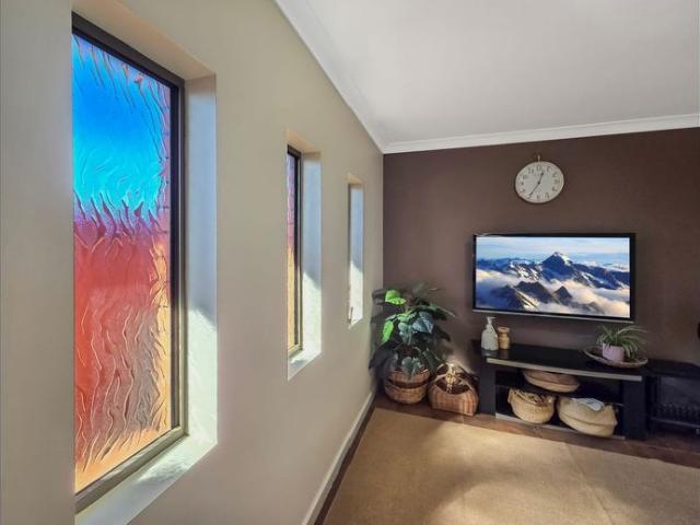 27 WOOD TERRACE WHYALLA SA 5600