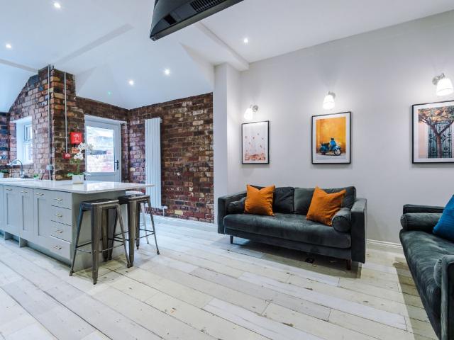 27 Woodcroft Road, Liverpool L15, 7 bed property to rent, £632 pppm | PrimeLocation