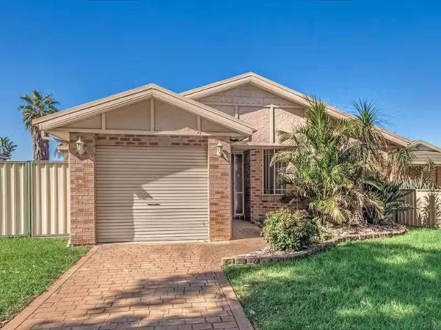 27 Wyperfeld Place, BOW BOWING House for rent Listed by Jessi.