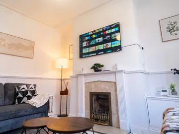 27 Agnes Street, Manchester, M19 3AY, United Kingdom | 1 bed townhouse for rent #166390190 | Rentberry